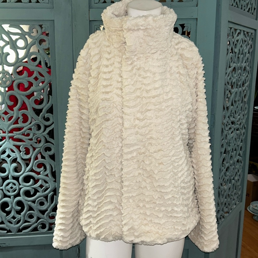Patagonia Cream Teddy Jacket